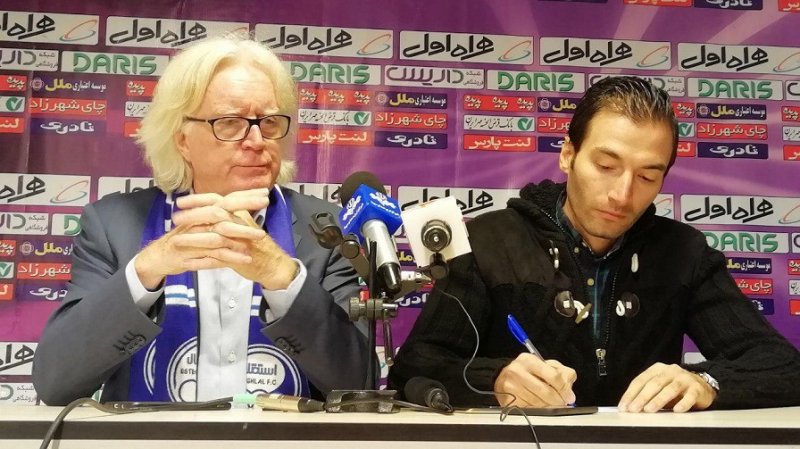 شفر: رفتارهای خوبی با گرو نمی‌شود