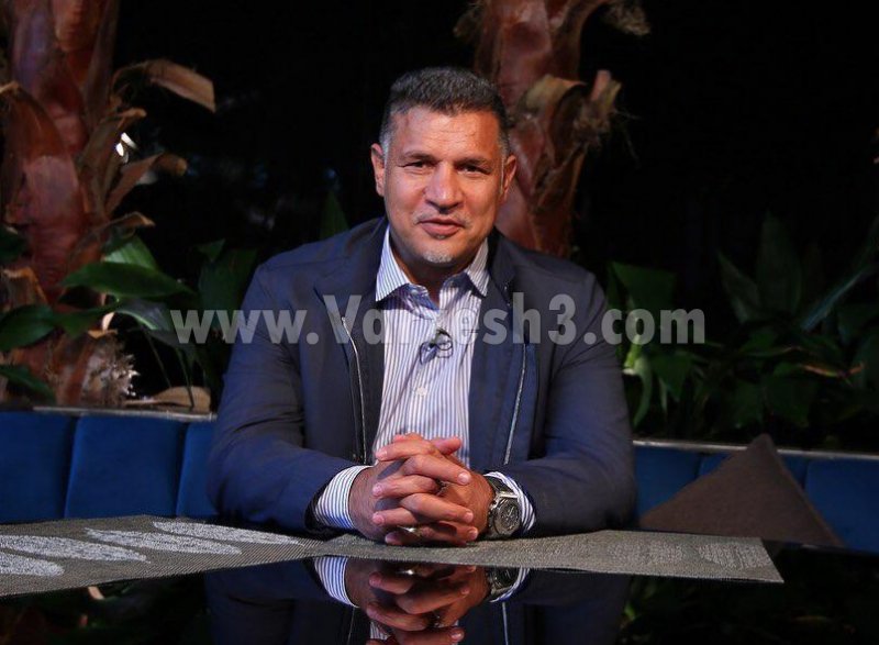 علی دایی: حالم از پشت صندلی نشستن به هم می‌خورد!