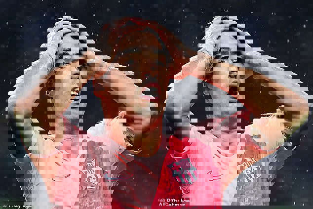 1352187