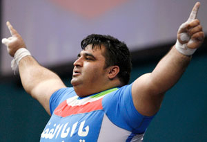 حسین رضازاده از بیماستان مرخص شد