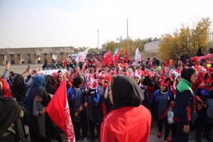 تماشاگر بانو برای بازی ایران با ترینیداد و توباگو
