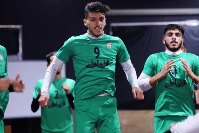 مهدیخانی: بزرگسالان به تیم امید ارجح هستند