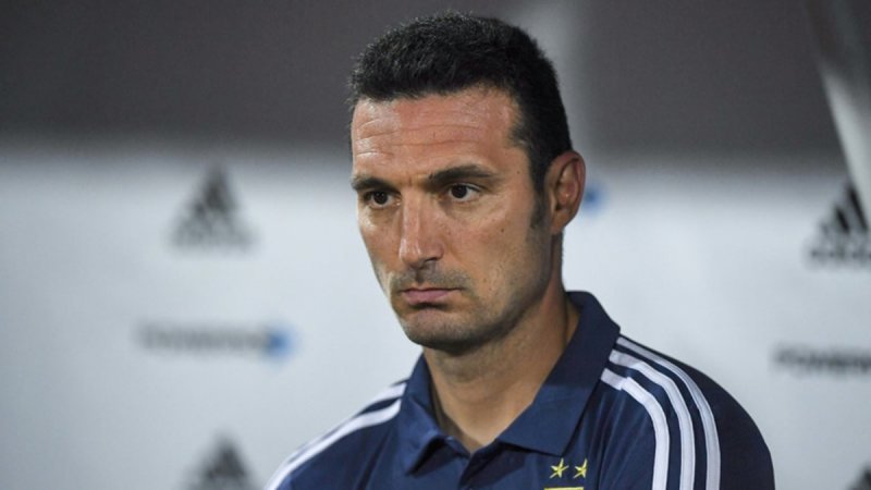 اسکالونی: امیدوارم سرمربی آرژانتین باقی بمانم