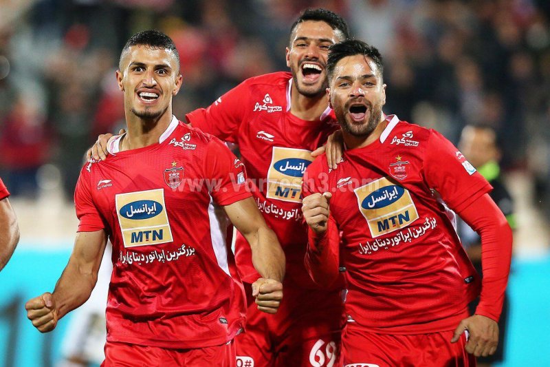 استقبال از علیپور با پیراهن‌های پرسپولیس