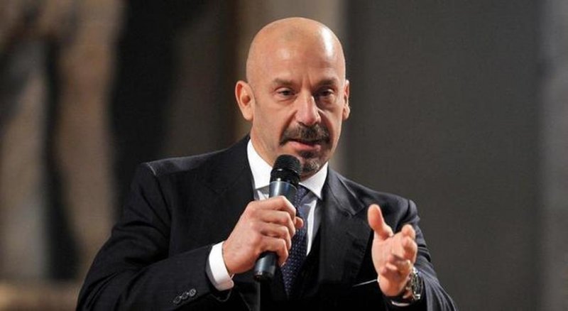 ویالی: یک سال است با سرطان میجنگم