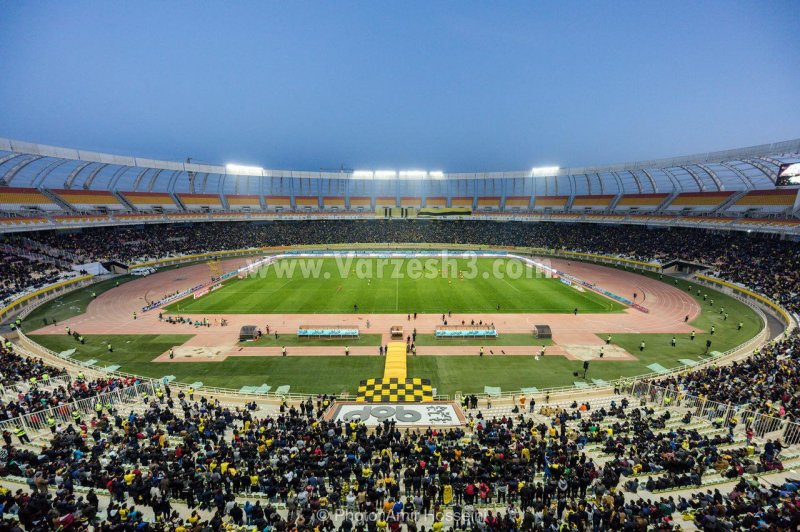 چرا سپاهانی‌ها پرچم ژاپن به نقش جهان بردند؟