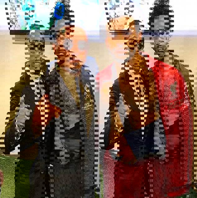 1360190
