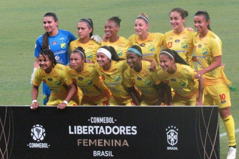 زنان قهرمان شدند، جایزه به مردان رسید!