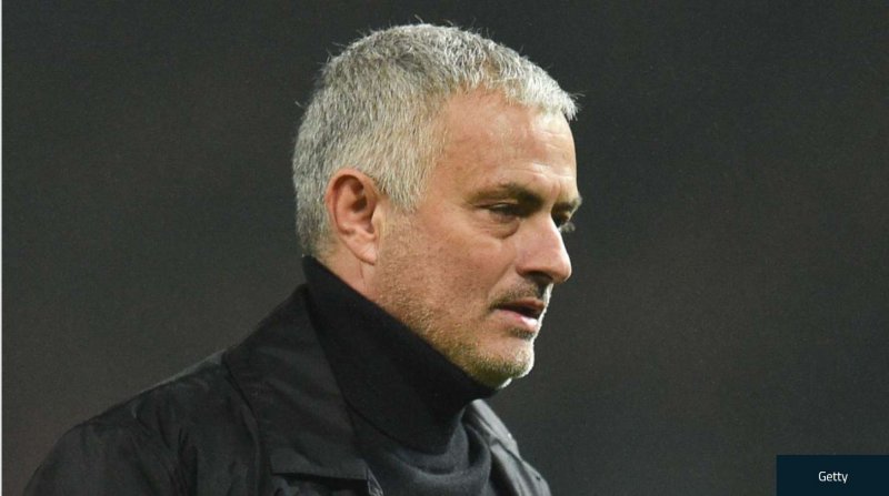 هشدار مهم مورینیو به پوگبا؛ خودت را به بقیه برسان!