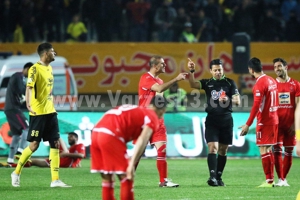 کی‌روش و کامیابی‌نیا یک جلسه محروم شدند