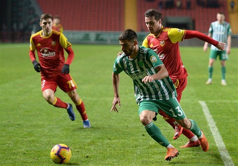 نمره خوب میلاد محمدی در مصاف با آرسنال