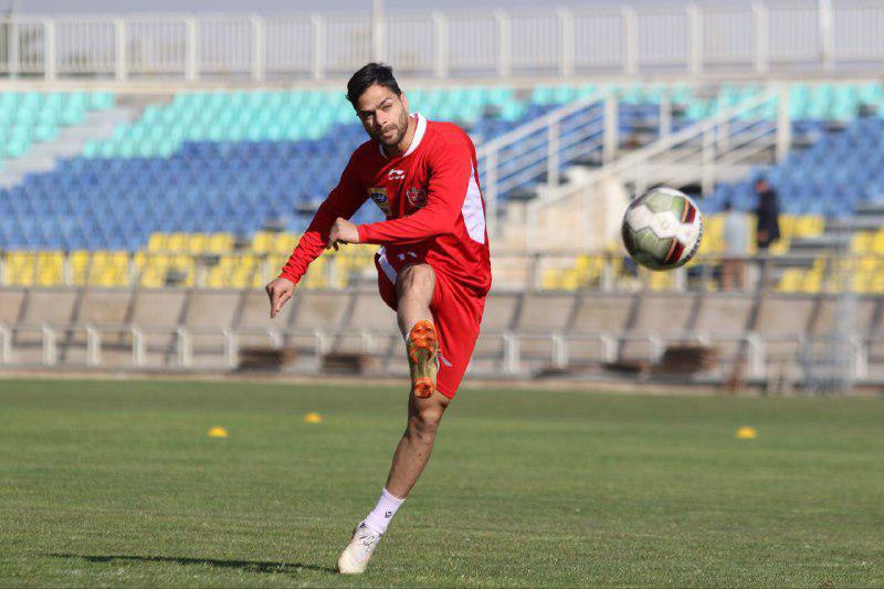 کمال، سومینگلزن پرسپولیس در دوران محرومیت