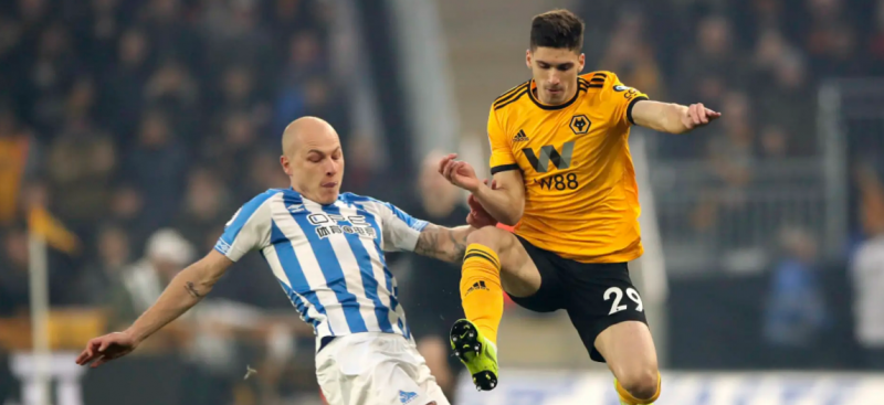 خط خوردن ستاره هادرزفیلد از تیم ملی استرالیا