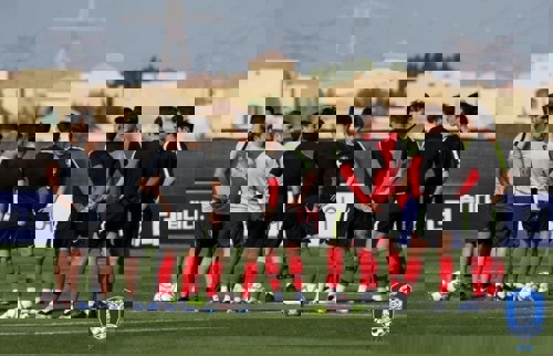 اعلام ترکیب کره جنوبی و فیلیپین