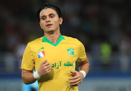 نفت ایمانی را 2 میلیارد به تراکتور میفروشد