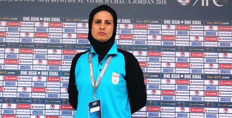 آزمون: بانوان در بازی ایران - روسیه آزادی را پر میکنند