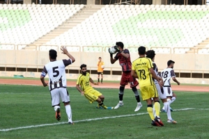 لیگ یک /  کارون اروند با افاضلی ماندگار شد 