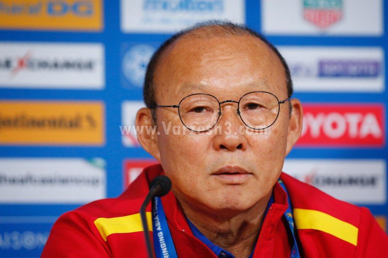 سرمربی ویتنام: توانایی مهار خط آتش ایران را نداشتیم