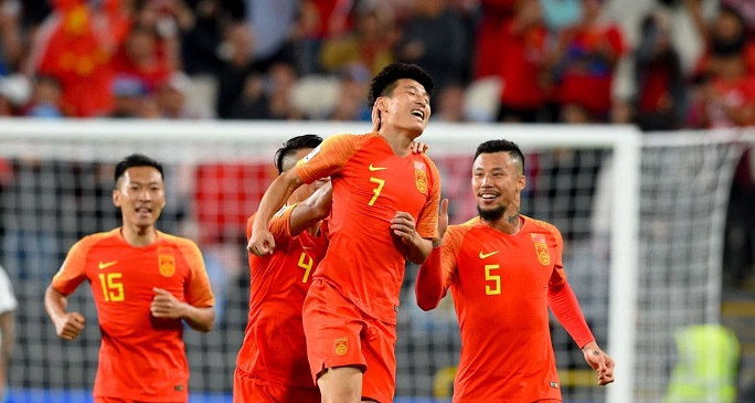 فیلیپین صفر- چین ۳؛ تاخت و تاز لیپی با لی