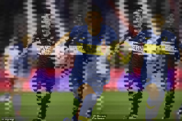 مدافع 19ساله بوکا جونیورز در تست پزشکی دورتموند