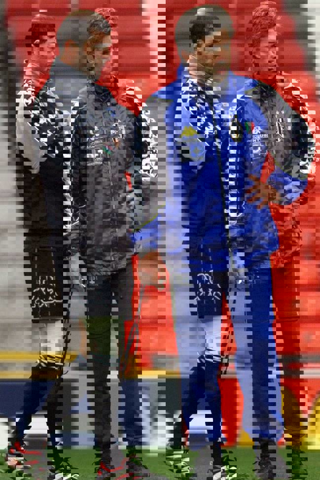 1374199
