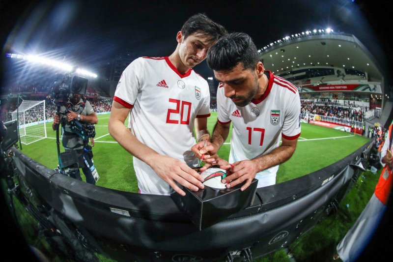 سردار و طارمی؛ چه کسی زوج زلاتان میشود؟