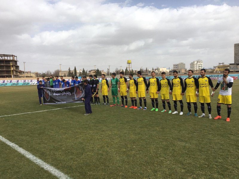 لیگ یک / گل گهر هم چنان صدرنشین لیگ یک