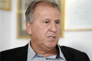 نیمار باید به اندازه رونالدو و مسی حرفه ای عمل کند