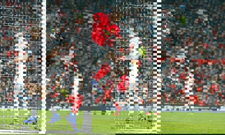 یونایتد 2 – 2 برنلی؛ بازگشت در فرگی تایم!