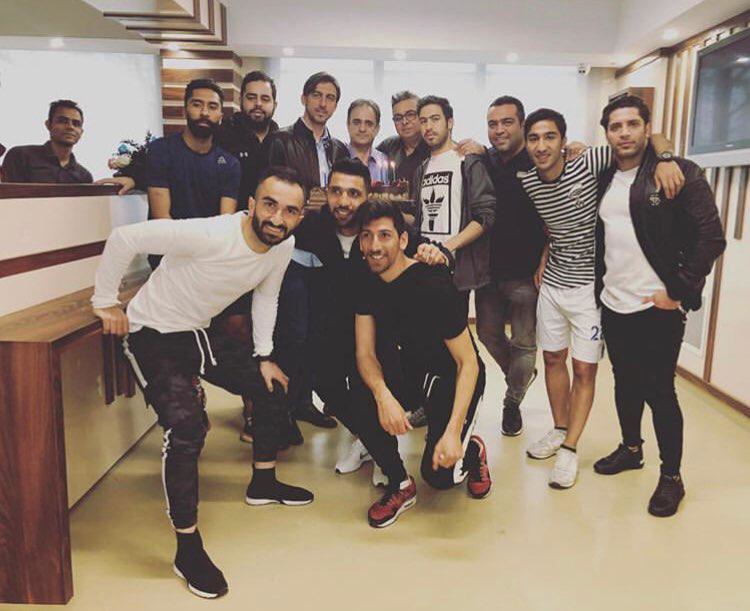 جشن تولد رحمتی در تمرین استقلال