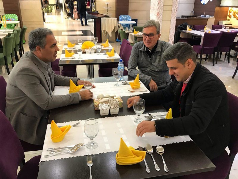 عرب در اردوی پرسپولیس حاضر شد