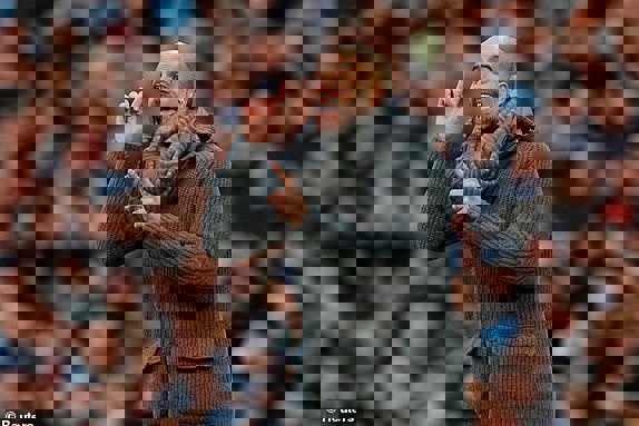 1380824