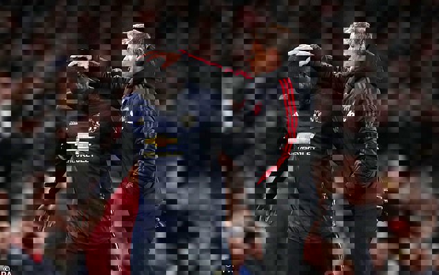 1383147