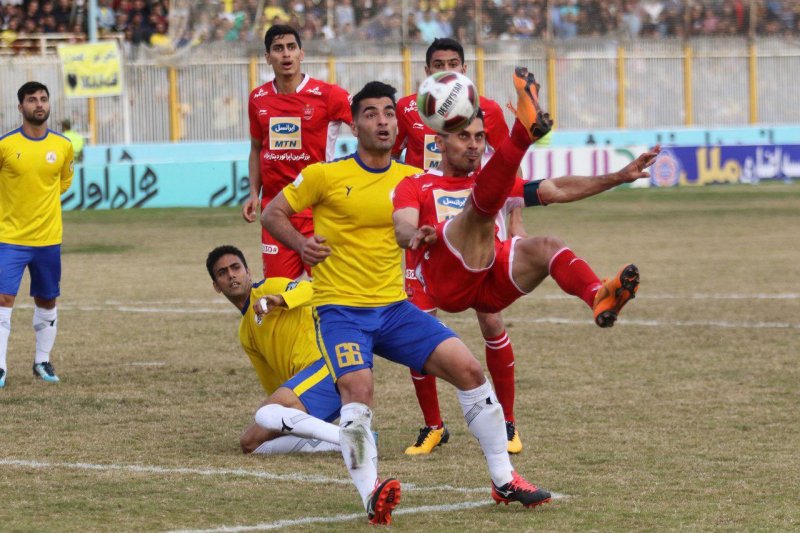 نفت مسجد سلیمان 0 - پرسپولیس 0 بازی صفر!