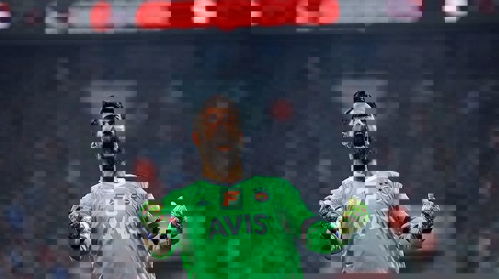 خشم بشیکتاش از شادی دروازهبان فنرباغچه (عکس)