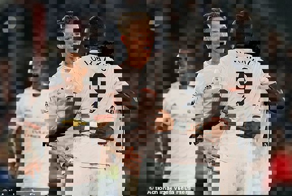 پالاس 1 - 3 یونایتد؛ به امید کسب سهمیه