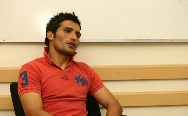 کاظمیان: سخت شد اما پرسپولیس صعود می کند