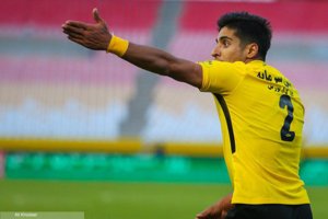 واکنش مدافع سپاهان به مرتکب شدن پنالتی