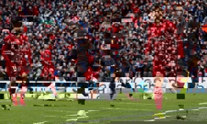 لیورپول 4-2 برنلی؛ در یک امتیازی سیتی