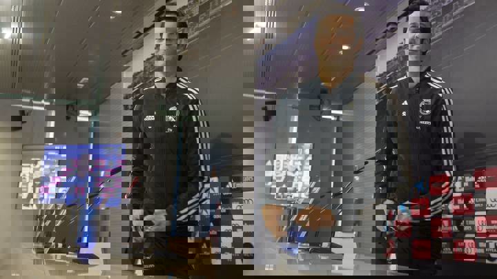 1389682