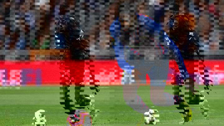 دمبله یک چهارم نهایی لیگ قهرمانان را از دست داد؟