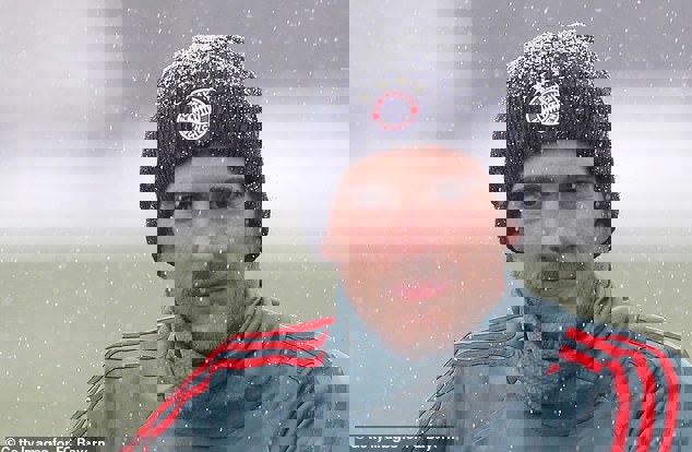 1389738