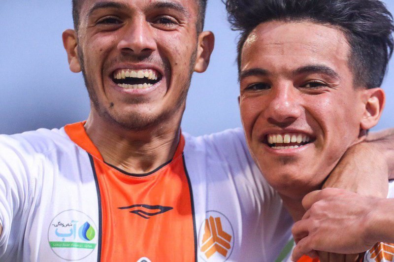 نفت مسجدسلیمان 0 - سایپا 1؛ دایی 9 نفره میبرد