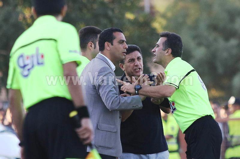 خورشیدی: آقای قلعهنویی چرا از فوتبال نرفتید؟