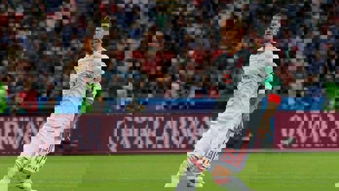 استقبال از راموس در مالت با سوتهای کرکننده