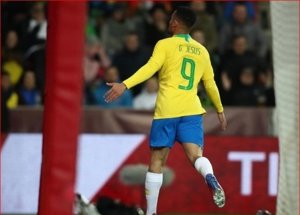 ژسوس: دفاع شش نفره چک کار برزیل را سخت کرد