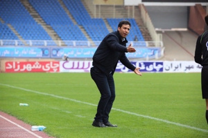 تارتار: سرمربی استقلال تازه اول راه است!