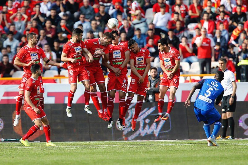 نفر به نفر با پرسپولیسی‌ها در دربی ۸۹