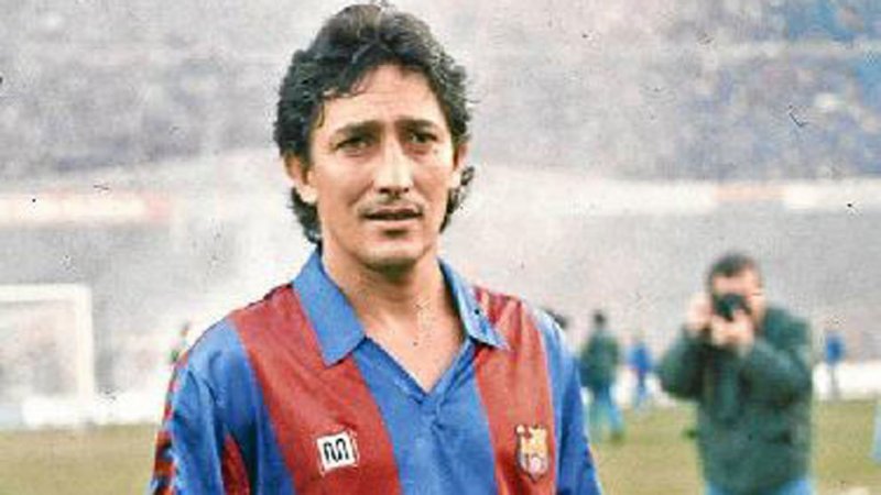 گذشت 30 سال از عجیب ترین خرید کرویف برای بارسا