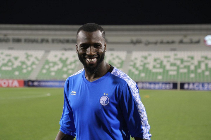 ایسما: گفتند یک بمب قرمز روی زمین است!